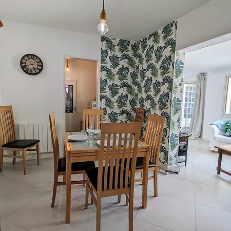 Hébergement de vacances Charmante Maison Au Centre-ville Pornic