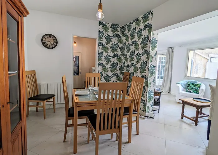 Hébergement de vacances Charmante Maison Au Centre-ville Pornic