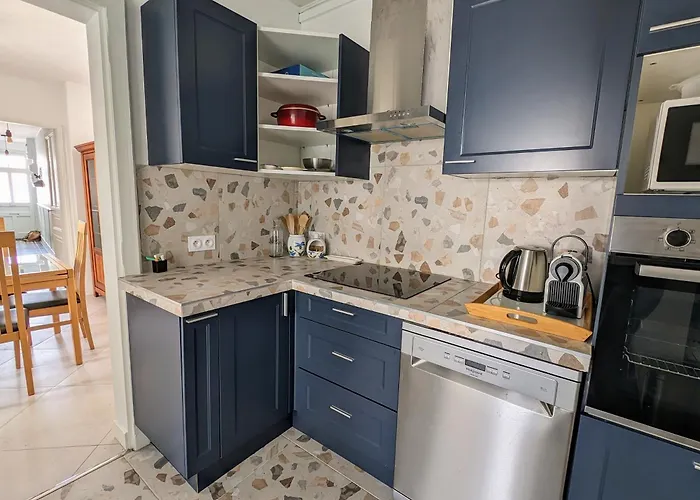 Hébergement de vacances Charmante Maison Au Centre-ville *